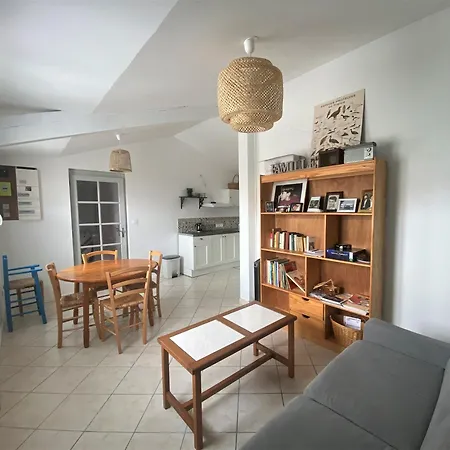 Maison A 2 Pas Du Marche Et سان تروجان لو بين