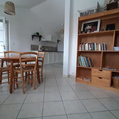 Maison A 2 Pas Du Marche Et سان تروجان لو بين