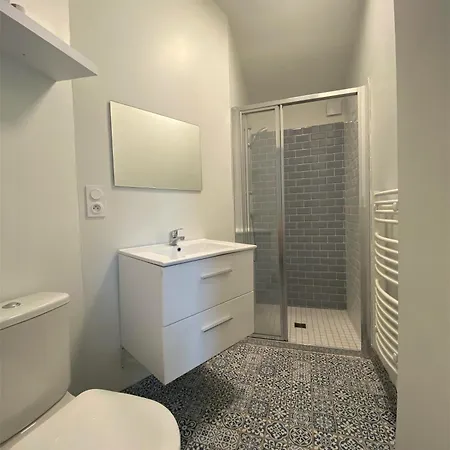 بيت للعطل Maison A 2 Pas Du Marche Et *